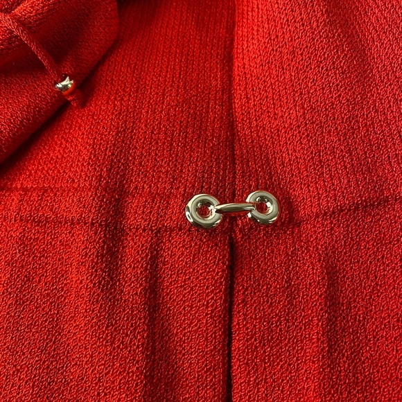 St John Collection 2 Piece Red Maxi Skirt Knit Suit W Gold Branded Buttons S/M - Picture 15 of 16